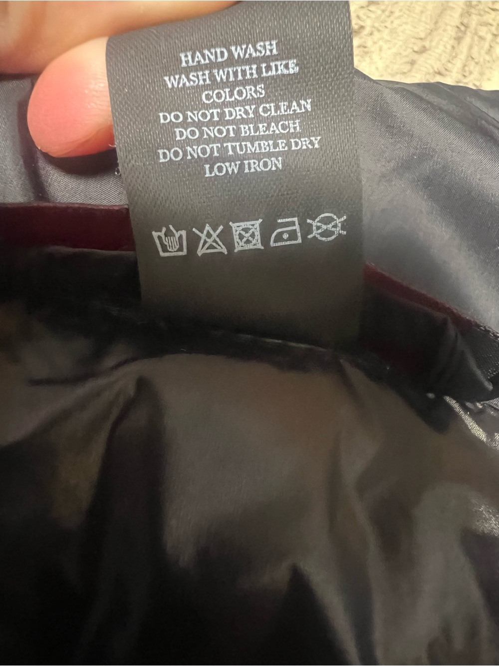 Greyson Clothiers Womens Eos Puffer Vest Black Size XL Golf Outerwear Wolf Logo - Picture 3 of 6